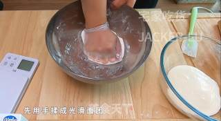 彩色汤圆水麻薯，平凡而又甜蜜的小甜点，和家人一起品尝吧。步骤4