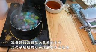 彩色汤圆水麻薯，平凡而又甜蜜的小甜点，和家人一起品尝吧。步骤14