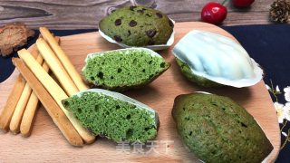 美味抹茶玛德琳小甜品，配上一壶浓浓的红茶、品味一顿惬意的下午茶吧。步骤17