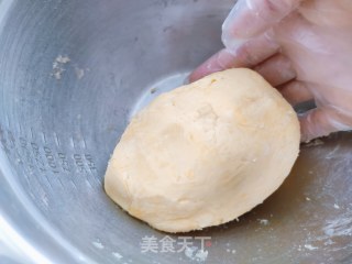 万圣节鬼脸草莓派步骤4