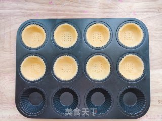 万圣节鬼脸草莓派步骤7