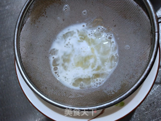 桂花牛奶蒸蛋步骤3 桂花牛奶蒸蛋步骤3