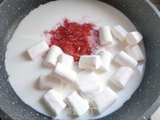 草莓小布丁雪糕步骤1 草莓小布丁雪糕步骤1