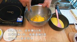 网红半熟芝士，浓郁香醇、口感细腻、入口即化，芝士味浓郁，让人无法拒绝的美味。步骤3