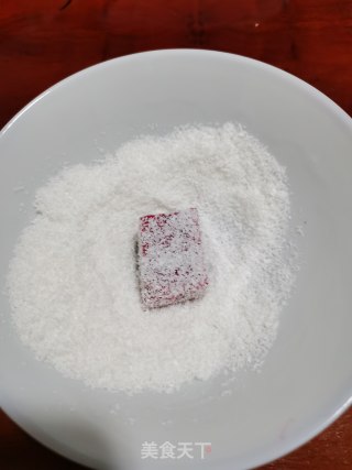 火龙果椰蓉小方步骤8