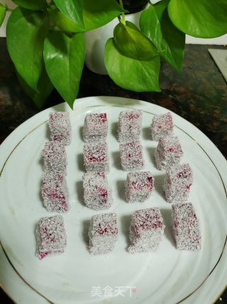 火龙果椰蓉小方步骤9