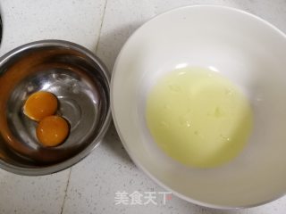 酸奶蛋糕,超好吃步骤1 酸奶蛋糕,超好吃步骤1