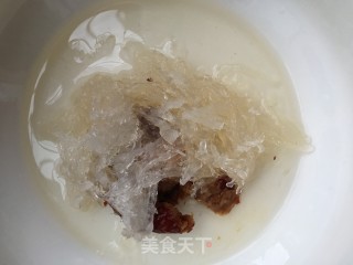 葡萄炖燕窝步骤3
