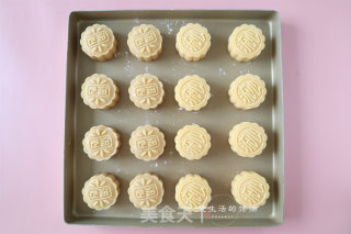 奶黄流心月饼步骤9