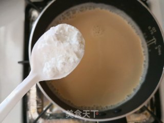 珍珠奶茶漏奶华步骤2