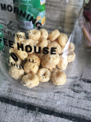 麦圈果味酸奶杯步骤2
