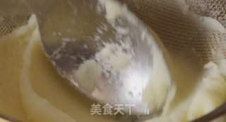 土豆版蛋黄酥步骤3