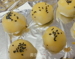 土豆版蛋黄酥步骤7