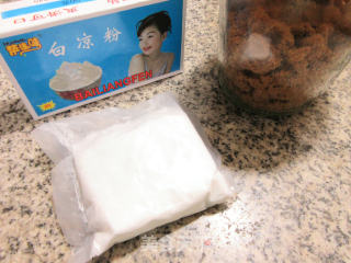 红糖白凉粉冻步骤1
