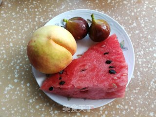 酸奶拌水果步骤1