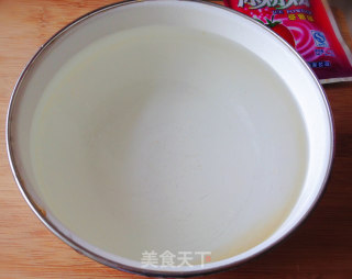 桂花蜜桃红豆冰粉步骤1