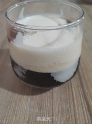 酸奶撞黑凉粉步骤5