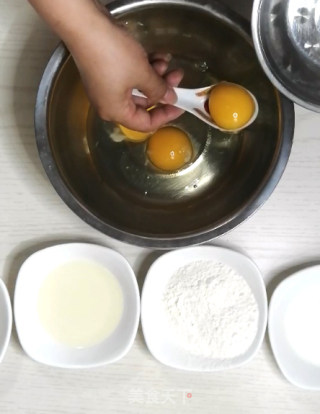 冰淇淋抱抱卷步骤2