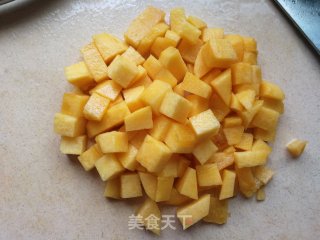 蟠桃水果麦片酸奶碗步骤3