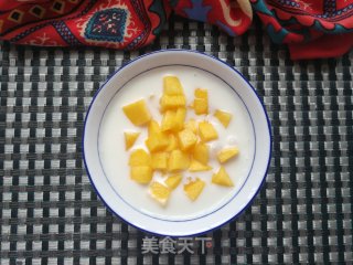 蟠桃水果麦片酸奶碗步骤6