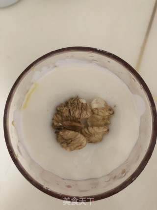 酸奶水果核桃杯步骤6