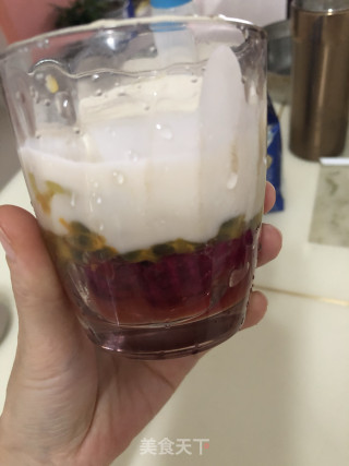 酸奶水果核桃杯步骤7