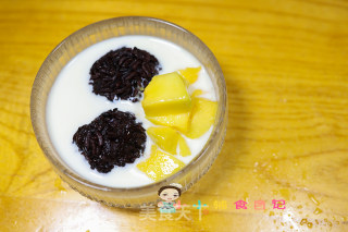 12个月以上辅食芒果黑米捞步骤4
