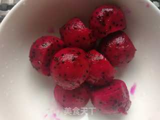 火龙果水果麦片酸奶碗步骤4