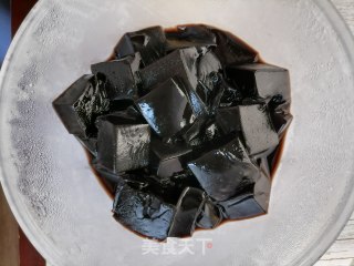 糖桂花黄栀子龟苓膏步骤8