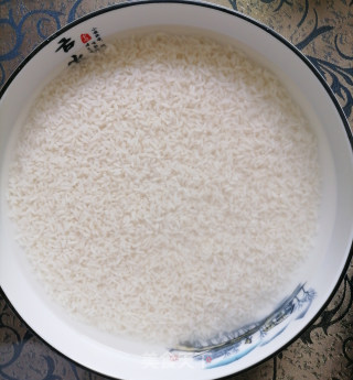 红枣枸杞酒酿丸子步骤1
