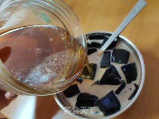芒果蜂蜜牛奶凉粉步骤7 芒果蜂蜜牛奶凉粉步骤7
