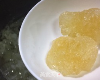 红枣雪耳炖木瓜步骤5 红枣雪耳炖木瓜步骤5