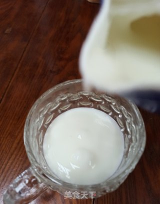 黄桃酸奶杯步骤3