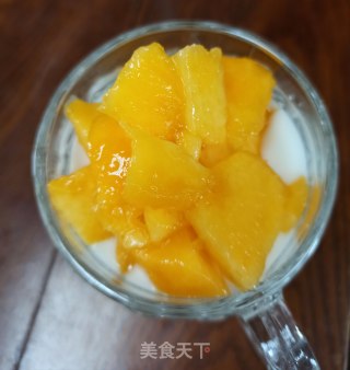 黄桃酸奶杯步骤4