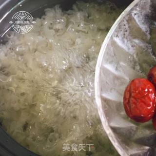 雪梨马蹄银耳羹步骤5 雪梨马蹄银耳羹步骤5