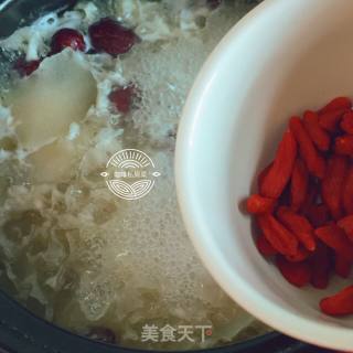 雪梨马蹄银耳羹步骤10 雪梨马蹄银耳羹步骤10