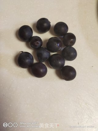 奶油樱桃拌水果步骤4