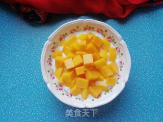 芒果酸奶碗步骤5