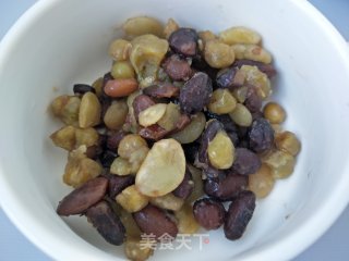 冰镇蜜豆酸奶步骤2
