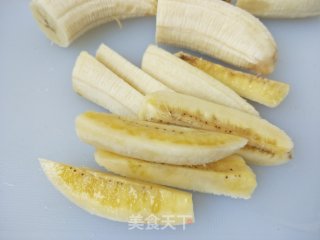 百香果味酸奶香蕉步骤2