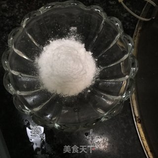 蜜豆奶茶冻撞奶步骤1