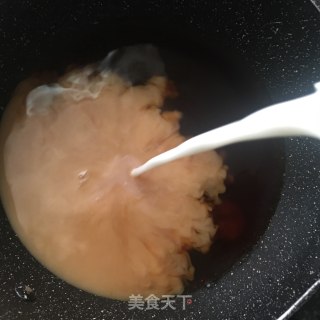 蜜豆奶茶冻撞奶步骤6