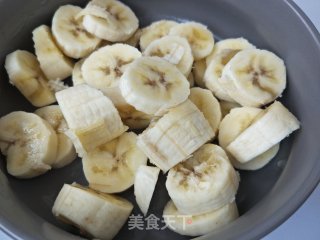 百香果酸奶水果捞步骤2