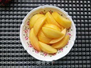 冰镇油桃糖水步骤3