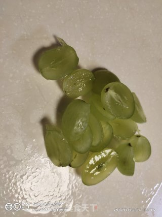 橙子葡萄酸奶步骤4 橙子葡萄酸奶步骤4