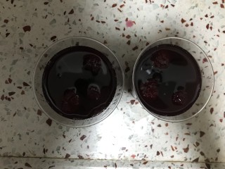 杨梅果冻步骤13