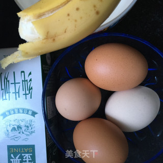 草莓酱香蕉饼步骤2