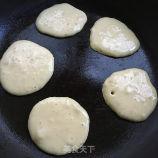 草莓酱香蕉饼步骤8