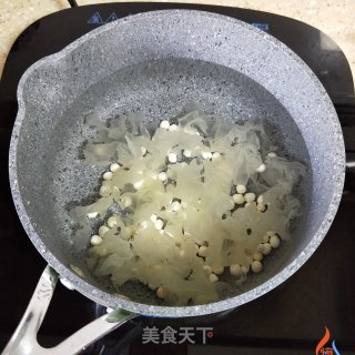 芡实银耳芋圆冰步骤9 芡实银耳芋圆冰步骤9