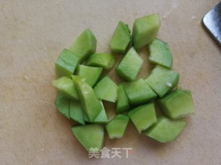 甜瓜樱桃酸奶碗步骤2 甜瓜樱桃酸奶碗步骤2
